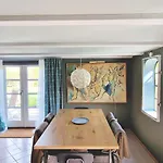 Charmerende I Den Gamle Kirkesmedje Apartamento Rønne