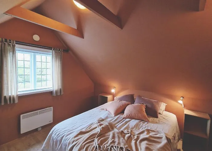 Charmerende I Den Gamle Kirkesmedje *