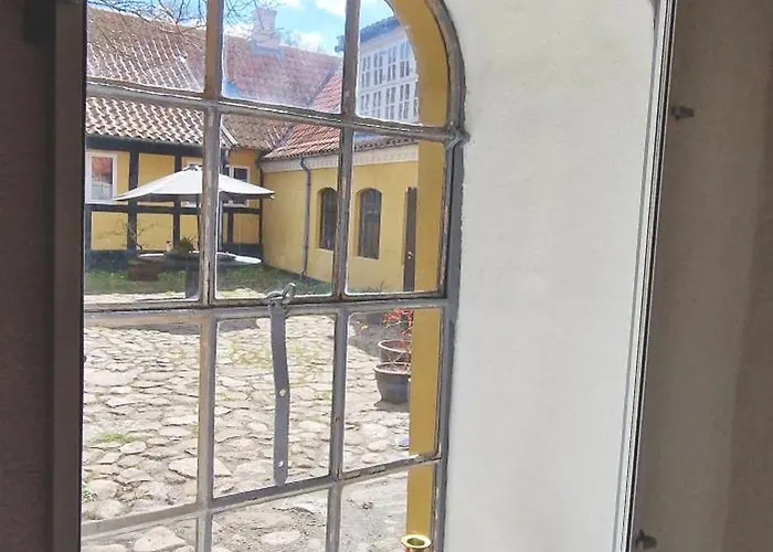 Charmerende I Den Gamle Kirkesmedje Apartment *